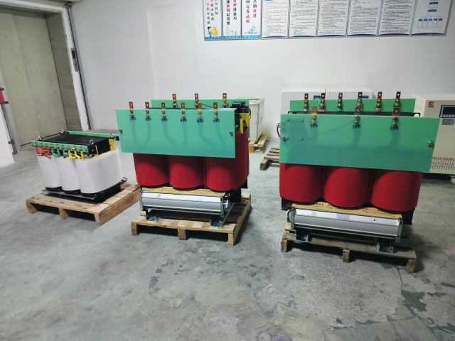 兰山KS11-1000KVA矿用变压器